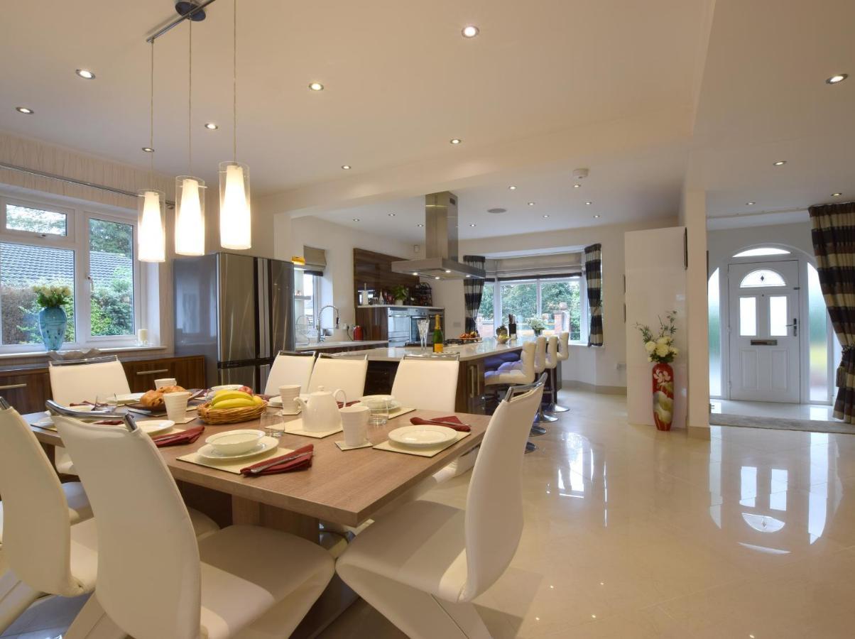 Solway Villa เชสเตอร์ ภายนอก รูปภาพ
